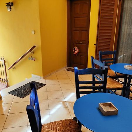 Οι Φωλίτσες Lägenhet Nafpaktos Exteriör bild