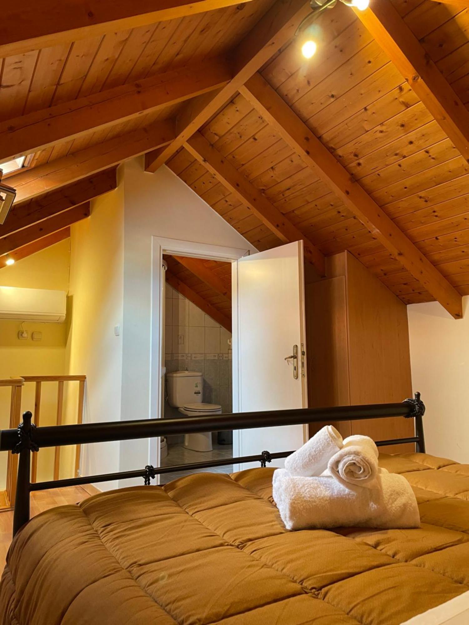 Οι Φωλίτσες Lägenhet Nafpaktos Exteriör bild