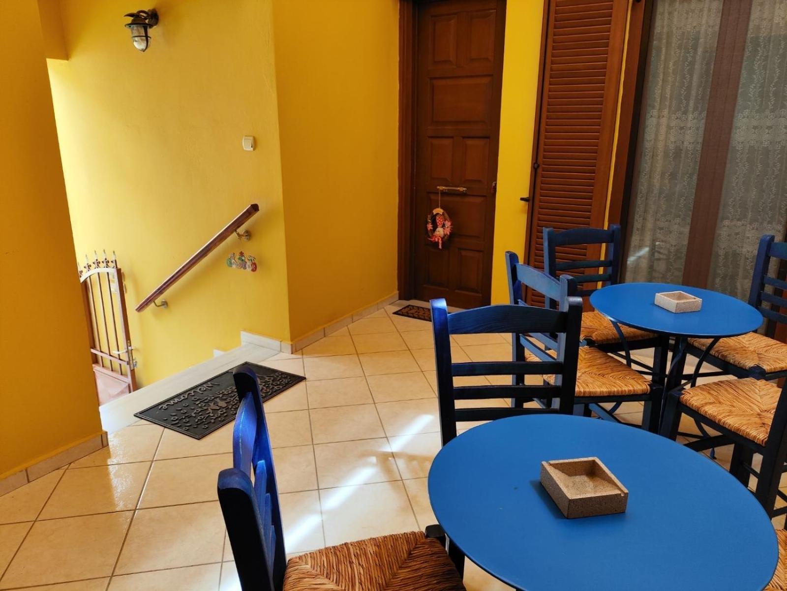 Οι Φωλίτσες Lägenhet Nafpaktos Exteriör bild